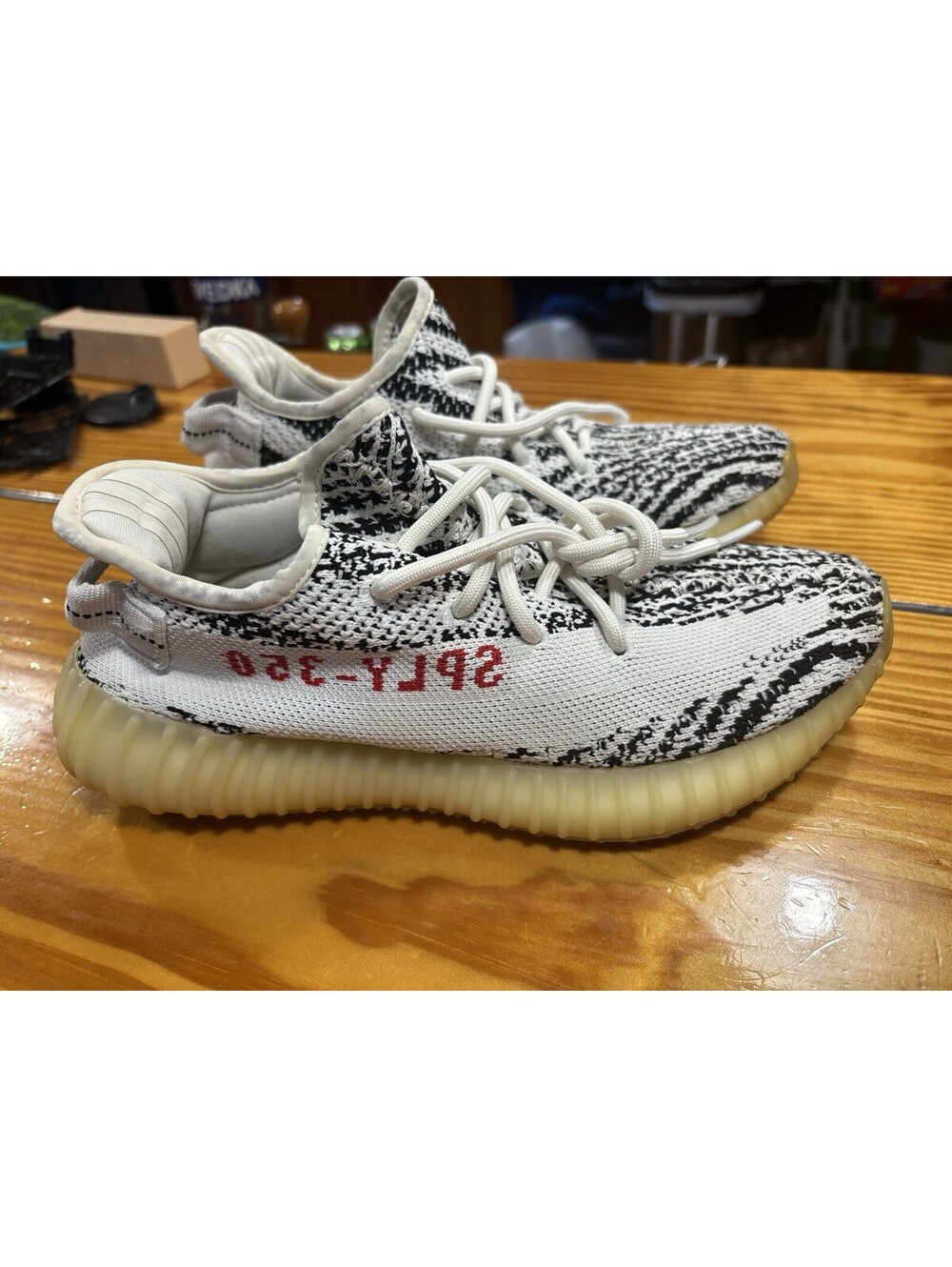 adidas Yeezy Boost 350 V2 Zebra Size 6